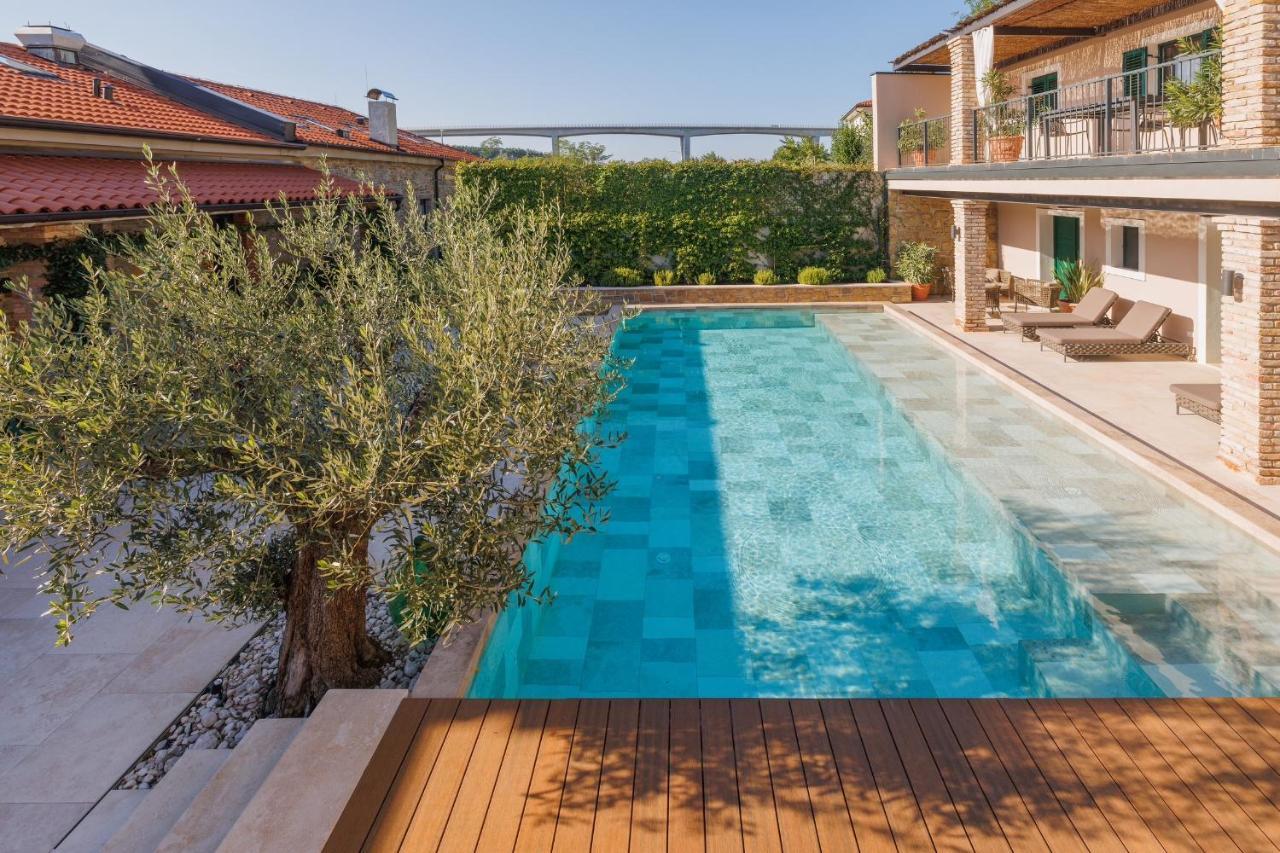 Vila Robida & Spa Crni Kal Екстер'єр фото