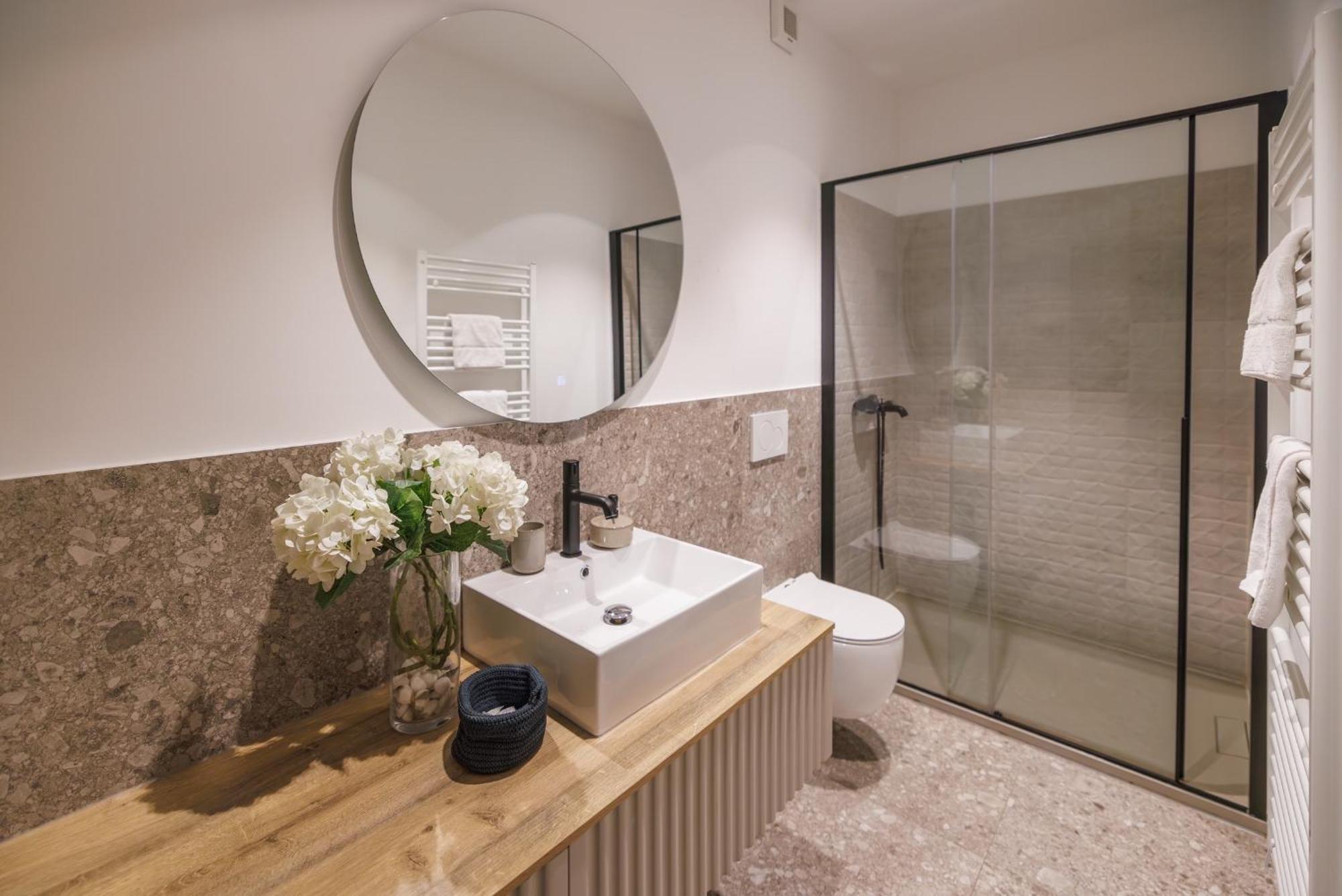 Vila Robida & Spa Crni Kal Екстер'єр фото